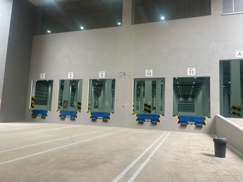 Warehouse for Rent in Bukit Raja (Selangor) - Amir Abas - Entrance - PropertyGuru.com.my