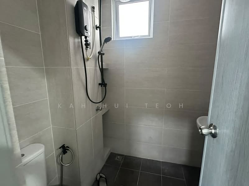 Servis Apartment untuk Disewa di Palm Garden - Kah Hui Teoh - Bathroom - PropertyGuru.com.my