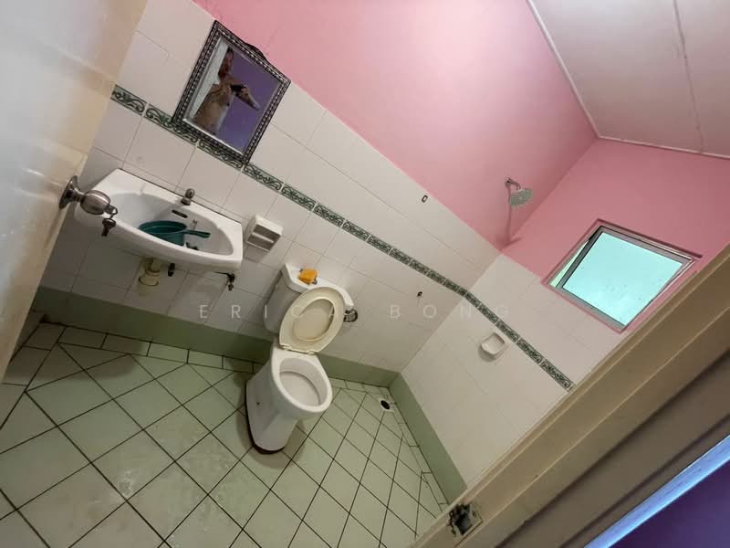 Pangsapuri untuk Dijual di MJC Courtyard Sanctuary - Erica Bong - Bathroom - PropertyGuru.com.my