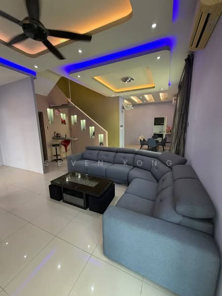 Rumah Kluster untuk Dijual di Taman Bukit Skudai (Skudai) - Seven Kong - Living Room - PropertyGuru.com.my