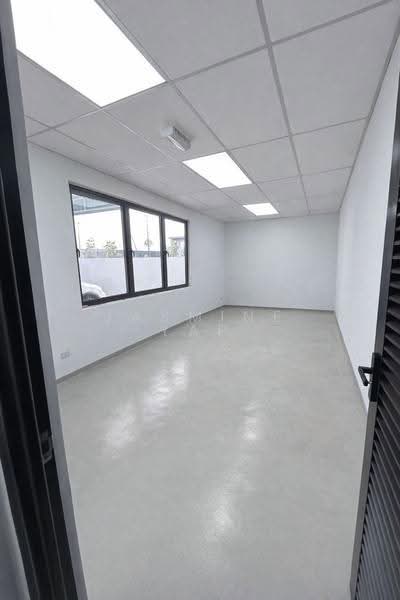 Semi-D Factory for Rent in Eco Business Park V (Puncak Alam) - Jasmine Yap - Interior - PropertyGuru.com.my