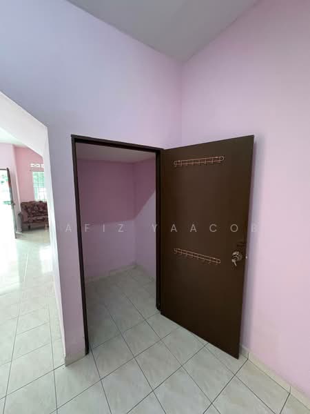 Rumah Teres 2 Tingkat untuk Dijual di Taman Sri Putra (Banting) - Hafiz Yaacob - Interior - PropertyGuru.com.my