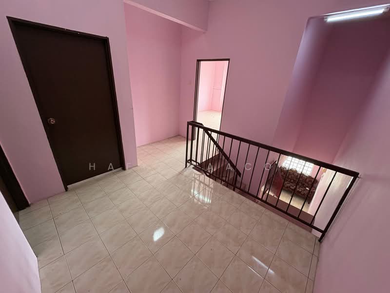 Rumah Teres 2 Tingkat untuk Dijual di Taman Sri Putra (Banting) - Hafiz Yaacob - Interior - PropertyGuru.com.my