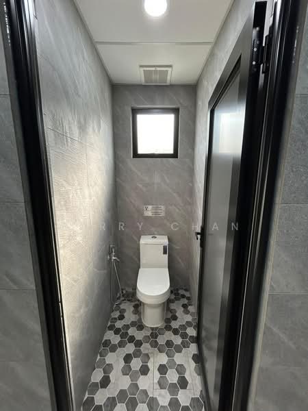 Semi-D Factory for Rent in Eco Business Park V (Puncak Alam) - BARRY CHAN - Bathroom - PropertyGuru.com.my