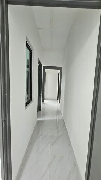 Rumah Teres 2 Tingkat untuk Dijual di Taman Johor Jaya (Johor Bahru) - Christina Ang - Corridor - PropertyGuru.com.my