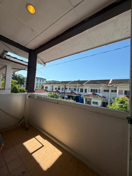 2-storey Terraced House for Rent in Kuching (Sarawak) - Erica Bong - Balcony - PropertyGuru.com.my