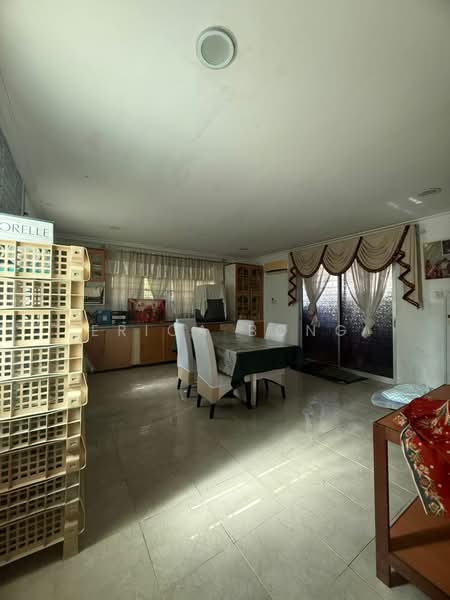 2-storey Terraced House for Rent in Kuching (Sarawak) - Erica Bong - Dining Room - PropertyGuru.com.my