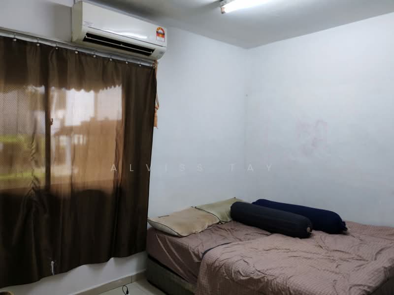 Flat for Sale at Flat Bandar Selesa Jaya @ Jalan Silat Gayong - Alviss Tay - Bedroom - PropertyGuru.com.my