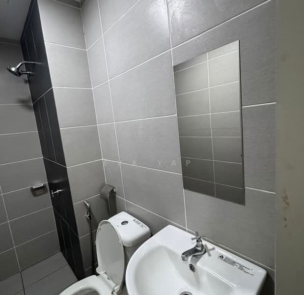 Kondominium untuk Disewa di Mizumi Residences - Eva Yap - Bathroom - PropertyGuru.com.my