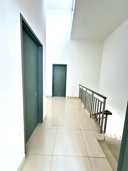 Rumah Teres 2 Tingkat untuk Dijual di Permas Jaya (Johor Bahru) - Karl Lim - Corridor - PropertyGuru.com.my