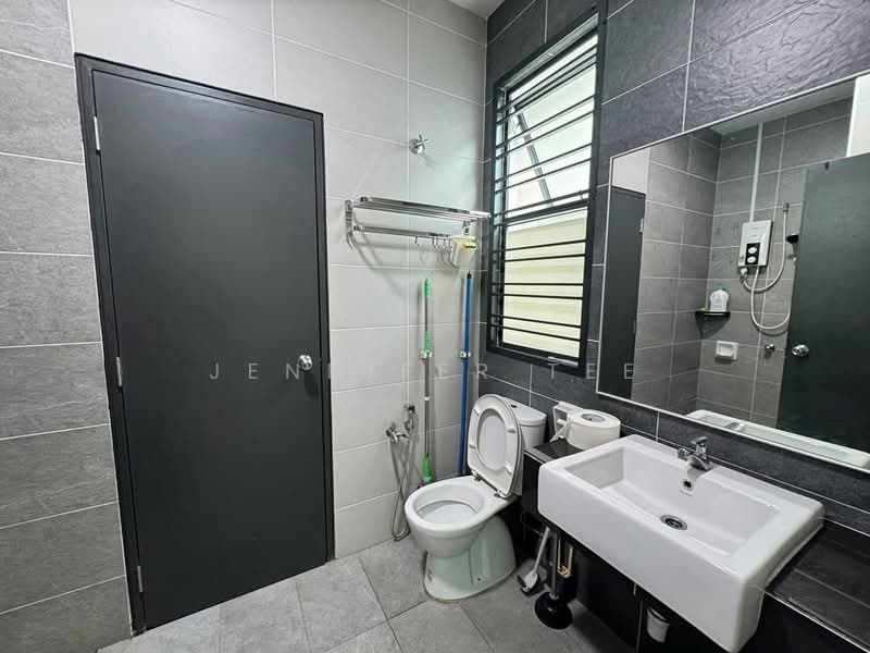 2-storey Terraced House for Rent in Johor Bahru (Johor) - Jennifer Tee - Bathroom - PropertyGuru.com.my