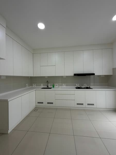 Cluster House for Rent in Eco Botanic (Iskandar Puteri (Nusajaya)) - Sharon Ng - Kitchen - PropertyGuru.com.my