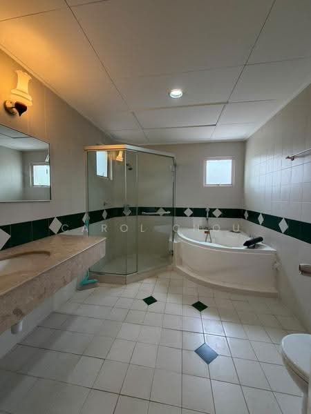 Kondominium untuk Disewa di Bungaraya Condominium - Carol Chou - PropertyGuru.com.my