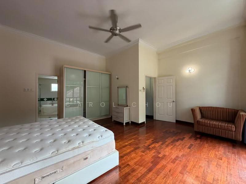 Kondominium untuk Disewa di Bungaraya Condominium - Carol Chou - PropertyGuru.com.my