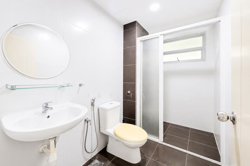 Kondominium untuk Dijual di Fairway Suites - Jas Tay - Bathroom - PropertyGuru.com.my