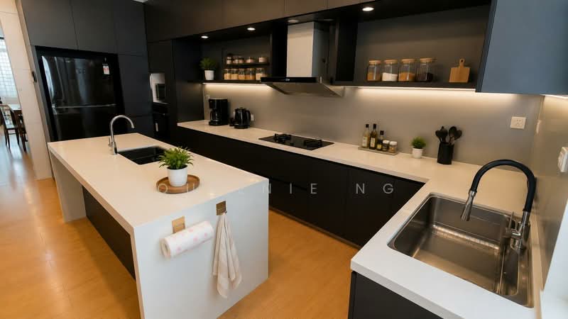 Rumah Teres 2 Tingkat untuk Dijual di Taman Mount Austin (Tebrau) - Queenie Ng - Kitchen - PropertyGuru.com.my