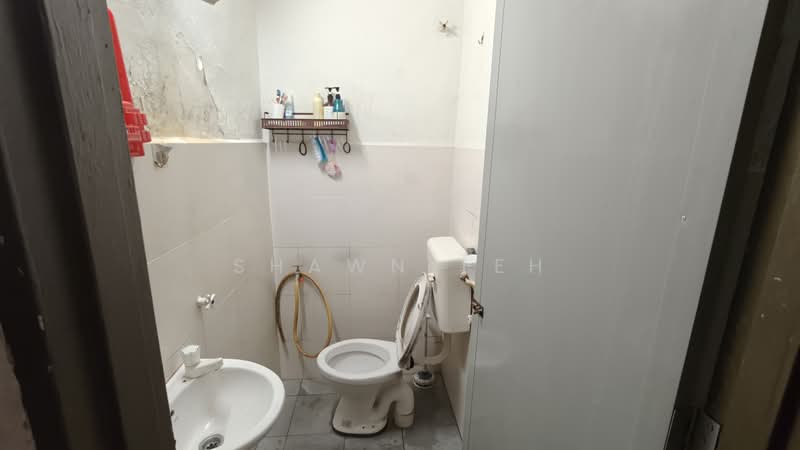 2-storey Terraced House for Sale in Taman Perkota (Bukit Baru) - Shawn Teh - Bathroom - PropertyGuru.com.my