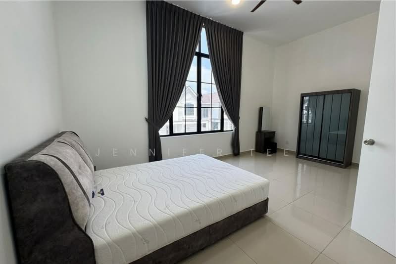Cluster House for Rent in Taman Ekoflora (Johor Bahru) - Jennifer Tee - Bedroom - PropertyGuru.com.my
