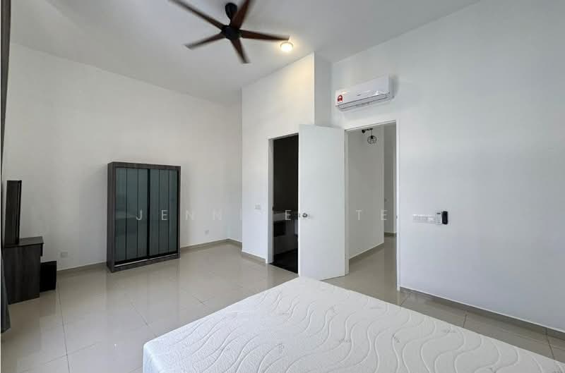 Cluster House for Rent in Taman Ekoflora (Johor Bahru) - Jennifer Tee - Bedroom - PropertyGuru.com.my