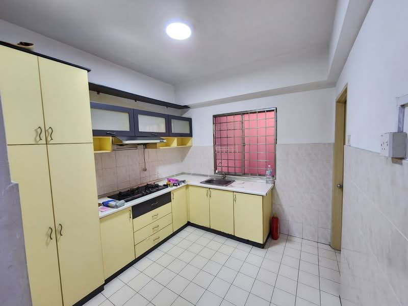 Apartment for Rent at Sri Ria Apartments - RIZ1 . - Kitchen - PropertyGuru.com.my