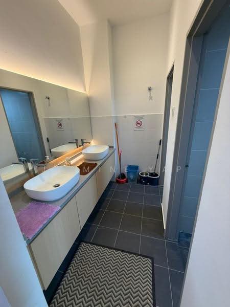 Shop / Office for Rent in Bandar Baru Sri Petaling (Sri Petaling) - Jasmine Yap - Bathroom - PropertyGuru.com.my