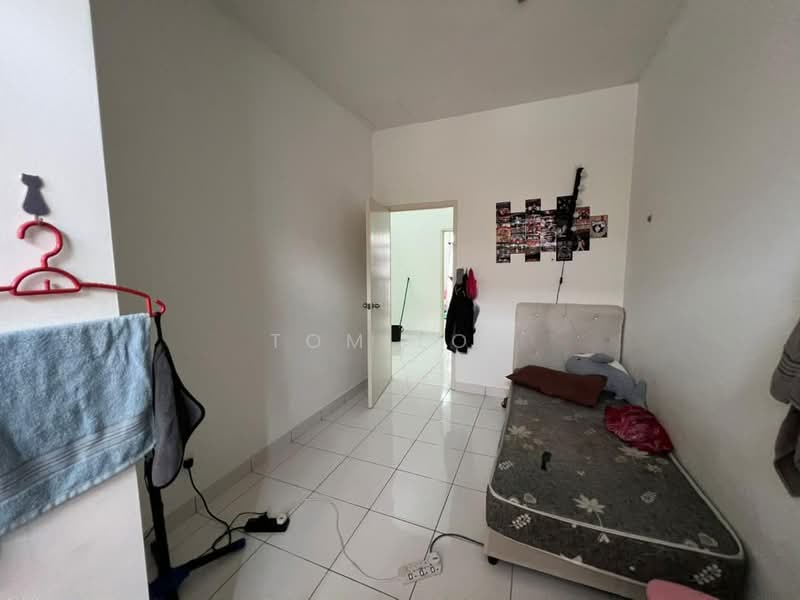 2-storey Terraced House for Sale in Pasir Gudang (Johor) - Tom Loh - Bedroom - PropertyGuru.com.my