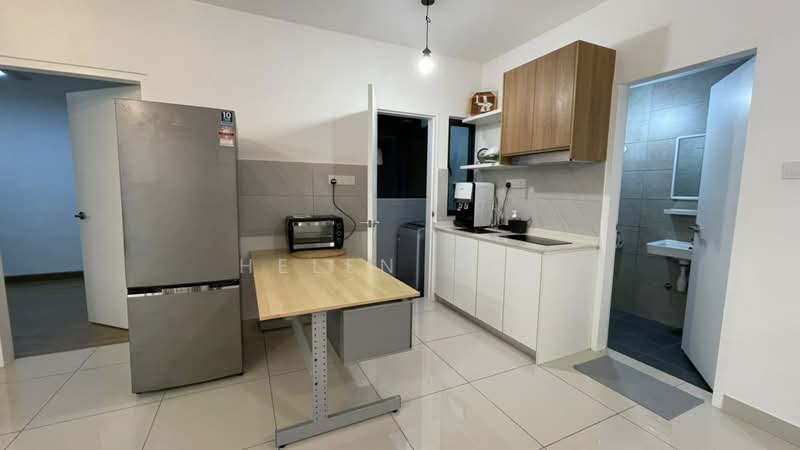 Service Residence for Sale at AraTre' Residences - Helen Tan - Kitchen - PropertyGuru.com.my
