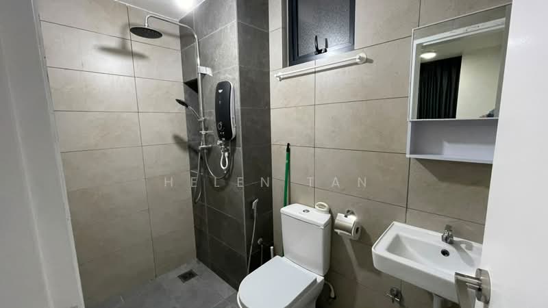 Service Residence for Sale at AraTre' Residences - Helen Tan - Bathroom - PropertyGuru.com.my