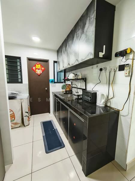 Servis Apartment untuk Disewa di Service Residence @ Landmark Residence 2 - Desmond Low - Kitchen - PropertyGuru.com.my