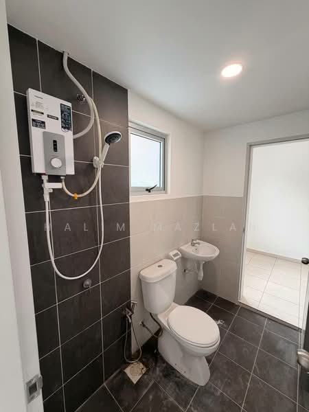 Rumah Teres untuk Disewa di Sepang (Selangor) - Halim Mazlan - Bathroom - PropertyGuru.com.my
