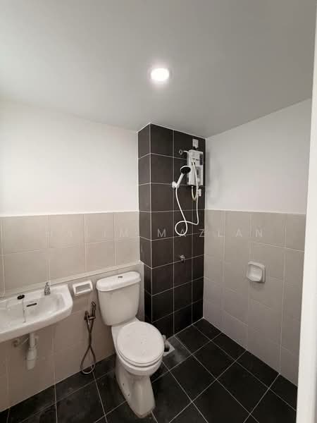 Rumah Teres untuk Disewa di Sepang (Selangor) - Halim Mazlan - Bathroom - PropertyGuru.com.my