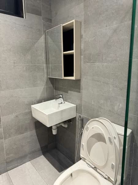 Servis Apartment untuk Disewa di Nest 2 Residences - Sheldon Lai - Bathroom - PropertyGuru.com.my