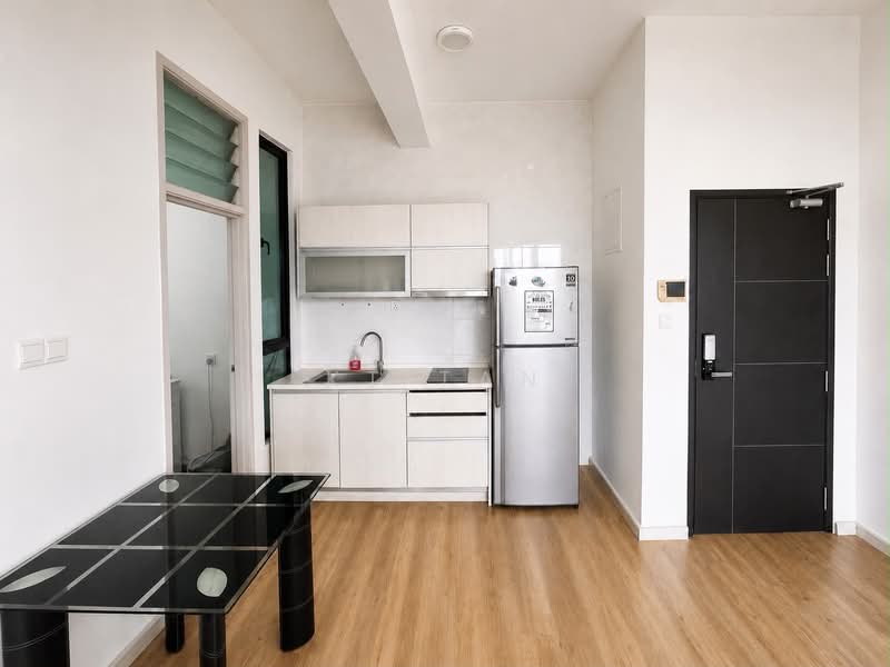 Servis Apartment untuk Dijual di D'Summit Residences - KT Tan - Kitchen - PropertyGuru.com.my