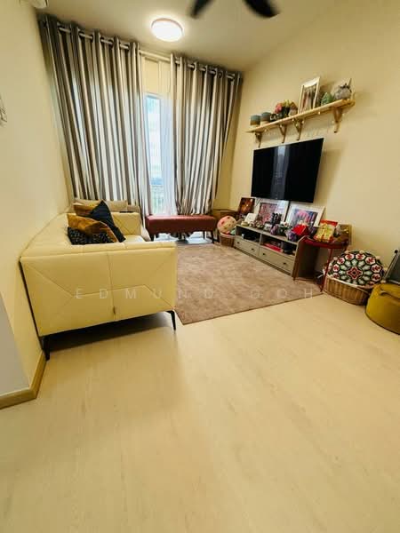 Servis Apartment untuk Dijual di RYAN & MIHO - Edmund Goh - Living Room - PropertyGuru.com.my