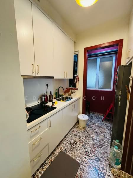 Servis Apartment untuk Dijual di RYAN & MIHO - Edmund Goh - Kitchen - PropertyGuru.com.my