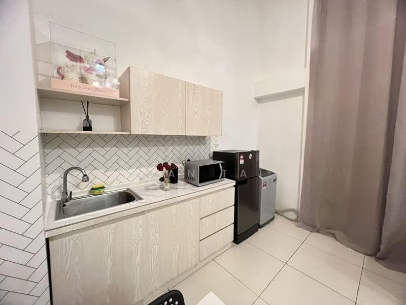 Service Residence for Rent at Colonial @ Empire City - Alan Tai - Kitchen - PropertyGuru.com.my