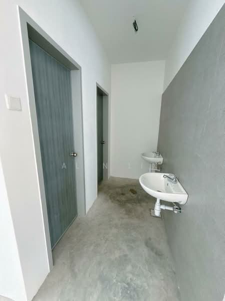Shop for Rent in Johor Bahru (Johor) - Alan Lin - Interior - PropertyGuru.com.my
