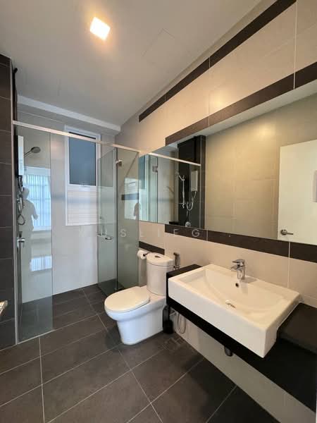 Condominium for Rent at D'Suites Akasia Horizon @ Horizon Hills - Muslieg . - PropertyGuru.com.my