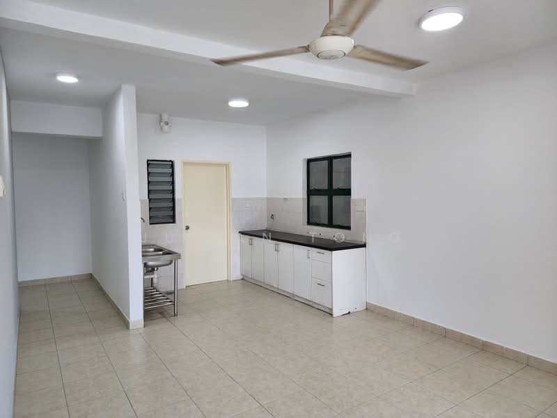 Condominium for Rent at Changkat View - Julian Tong - Kitchen - PropertyGuru.com.my