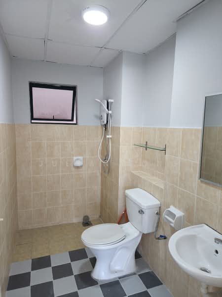 Condominium for Rent at Changkat View - Julian Tong - Bathroom - PropertyGuru.com.my