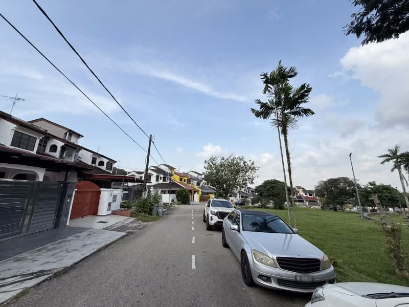 2-storey Terraced House for Rent in Taman Desa Cemerlang (Ulu Tiram) - Fion Lee - Exterior - PropertyGuru.com.my