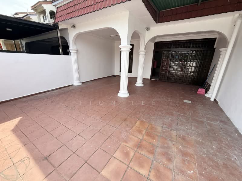 2-storey Terraced House for Rent in Taman Desa Cemerlang (Ulu Tiram) - Fion Lee - Exterior - PropertyGuru.com.my