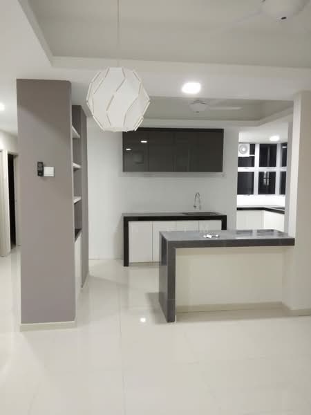 Condominium for Rent at Impian Selatan Kondominium Southern Height - Yen Lim - Kitchen - PropertyGuru.com.my