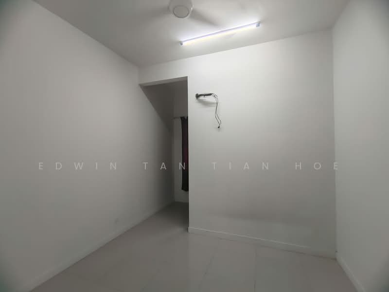 Rumah Teres 2 Tingkat untuk Dijual di Bandar Saujana Putra (Tanjong Duabelas) - Edwin Tan Tian Hoe - Interior - PropertyGuru.com.my