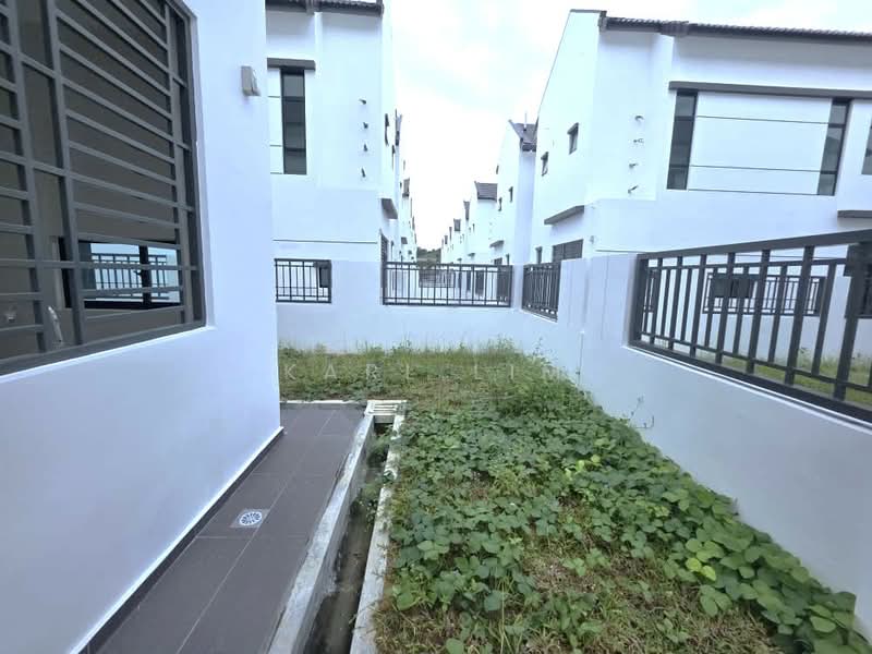 Rumah Berkembar untuk Dijual di Setia Eco Gardens (Gelang Patah) - Karl Lim - Exterior - PropertyGuru.com.my