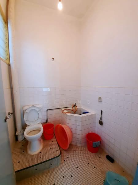 Rumah Berkembar untuk Dijual di Tanjung Tokong (Penang) - Max Ng - Bathroom - PropertyGuru.com.my