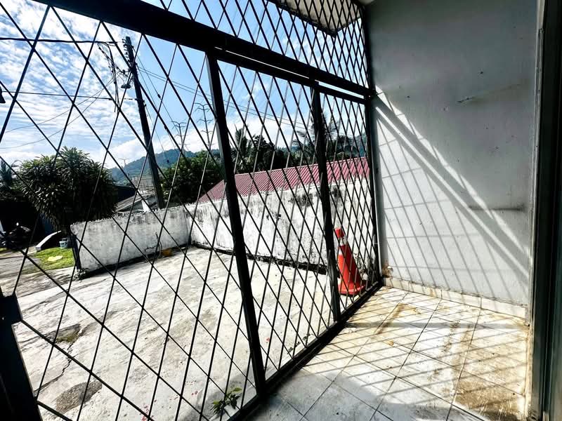 Rumah Teres 2 Tingkat untuk Dijual di Taman Dagang (Ampang) - Ishak Ramli - Balcony - PropertyGuru.com.my