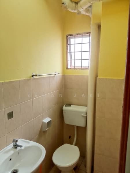 Pangsapuri untuk Disewa di Selesa I Resort Apartment (Pangsapuri Damai Mewah B) - Zehan Zaki - PropertyGuru.com.my