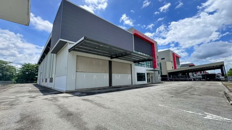 Factory for Rent in Taman Perindustrian Puchong (Puchong) - P Utahma Raj - Exterior - PropertyGuru.com.my