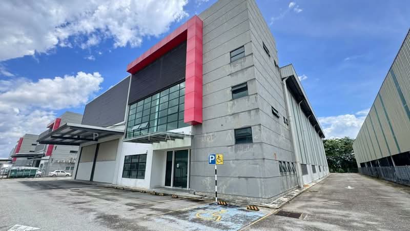 Factory for Rent in Taman Perindustrian Puchong (Puchong) - P Utahma Raj - Exterior - PropertyGuru.com.my